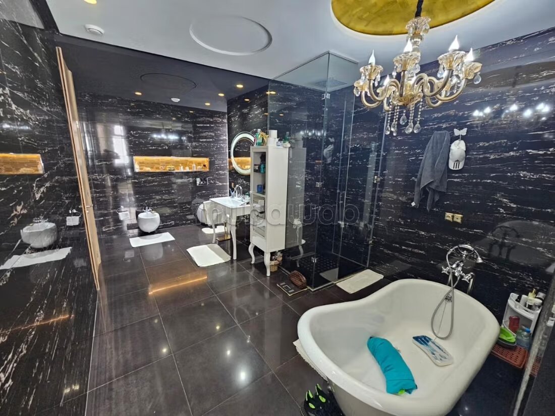 Villa meublée magnifique à louer à Bouskoura 
Prestigia