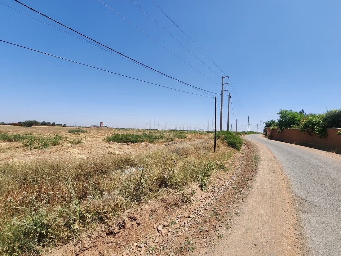 À vendre – exceptionnel terrain titré de  ***-****** m² sur...