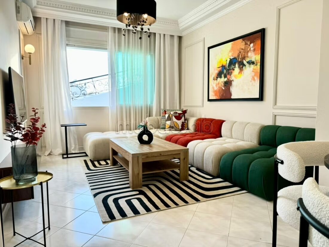 Appartement en location à Agdal. Surface totale 100 m². Asce...