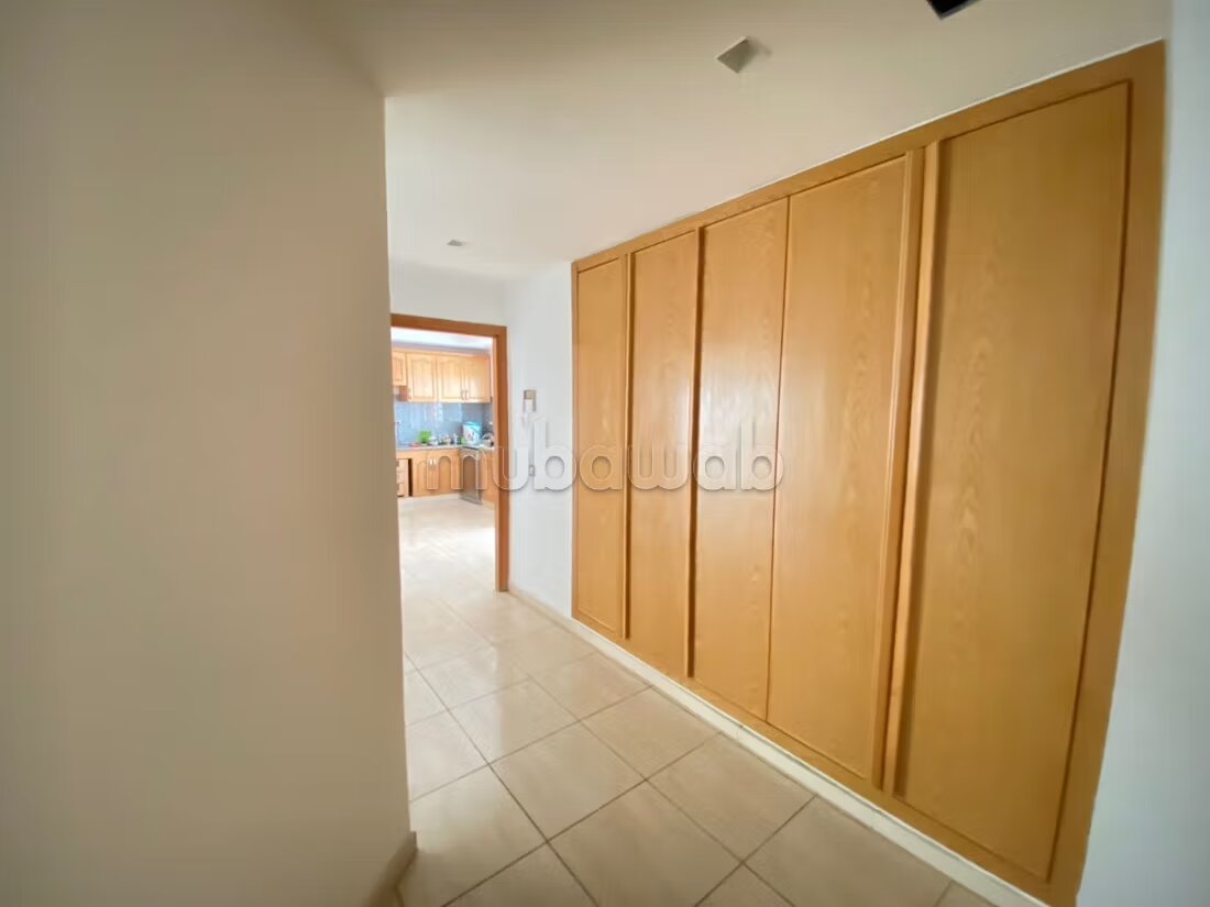 Superbe appartement à vendre à Souissi. 
Superficie 130 m²...
