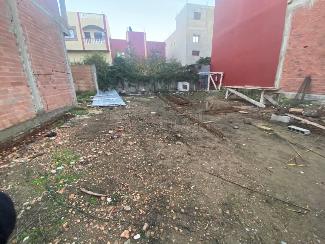 Terrain nue à vendre gzenaya 190 m