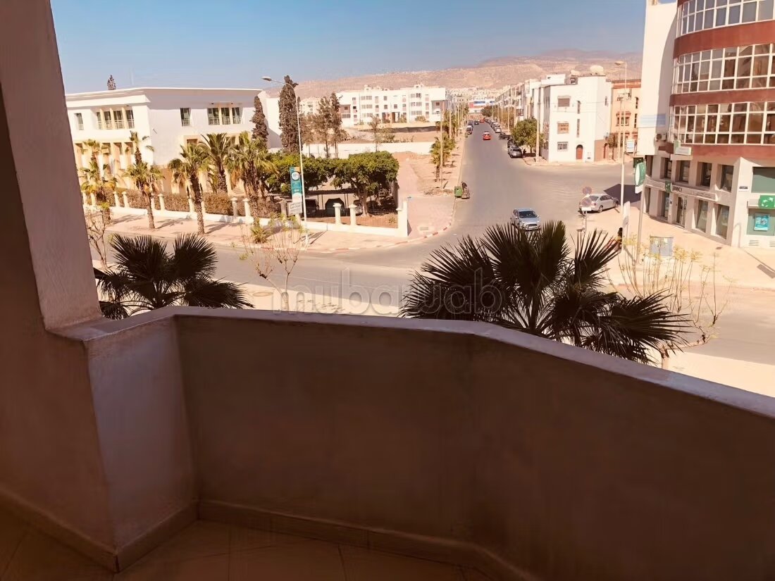 Appartement à l'achat à Hay Massira.
Superficie 82 m².
Espac...
