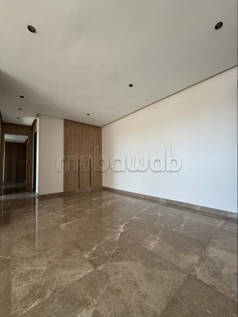 Apartment 140 sqm for rent in Rabat – Souissi — Photo 3