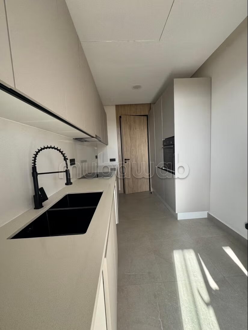 Apartment 140 sqm for rent in Rabat – Souissi — Photo 5