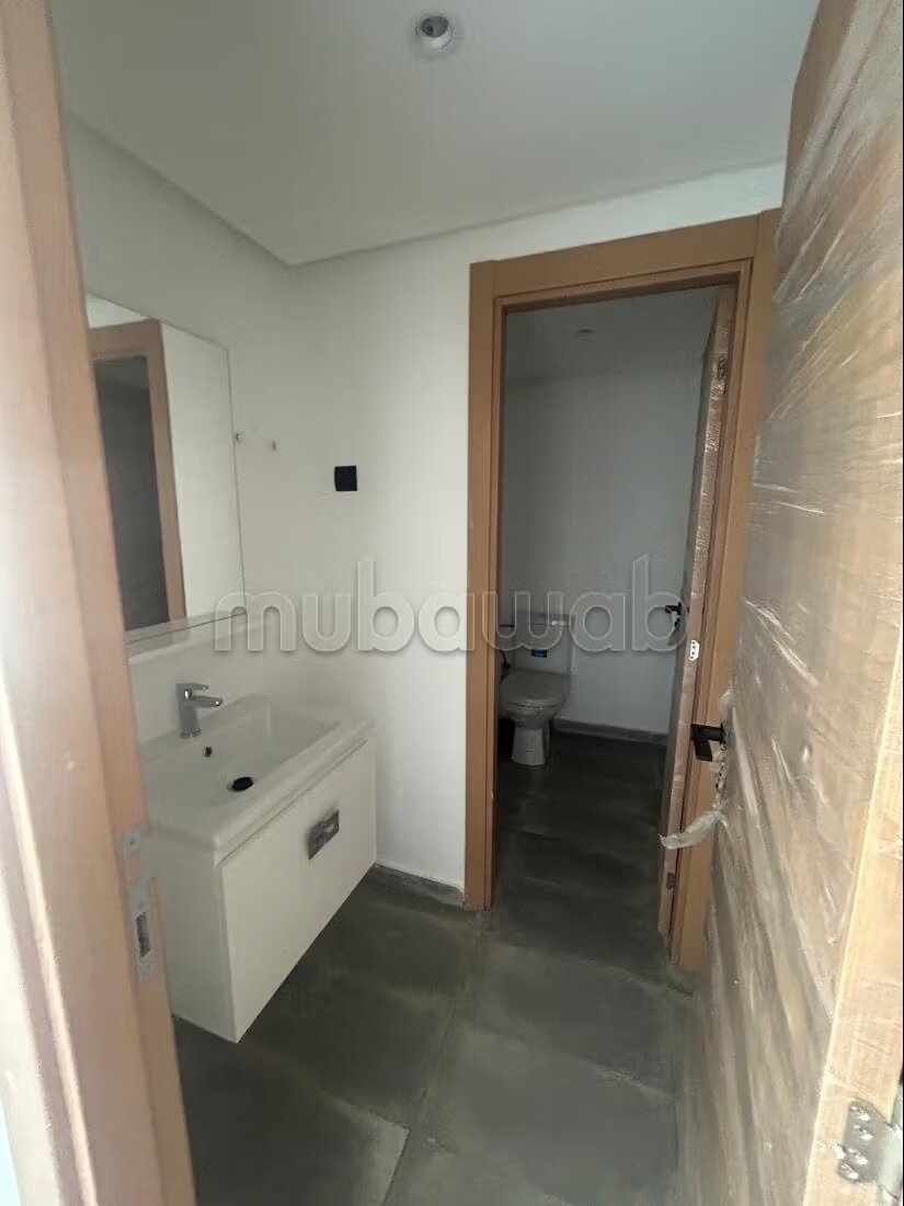 47 m² Office for Sale in Casablanca, Hay Hassani — Photo 3