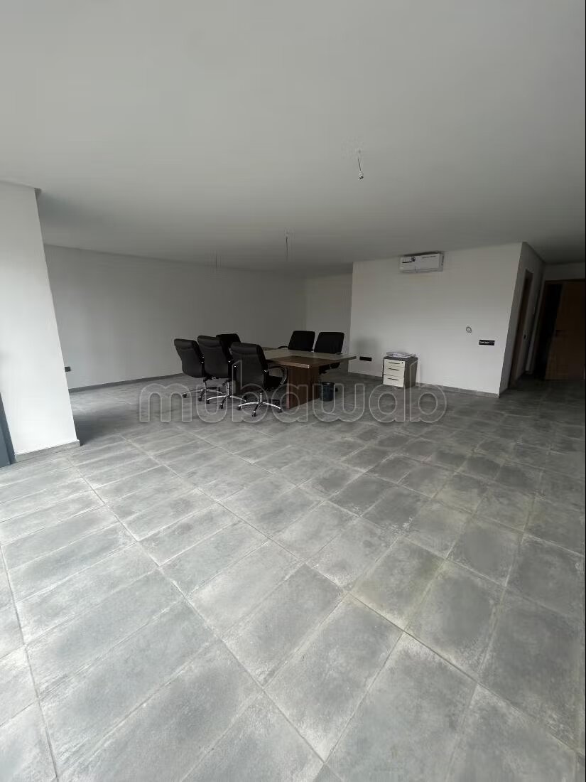 47 m² Office for Sale in Casablanca, Hay Hassani — Photo 5