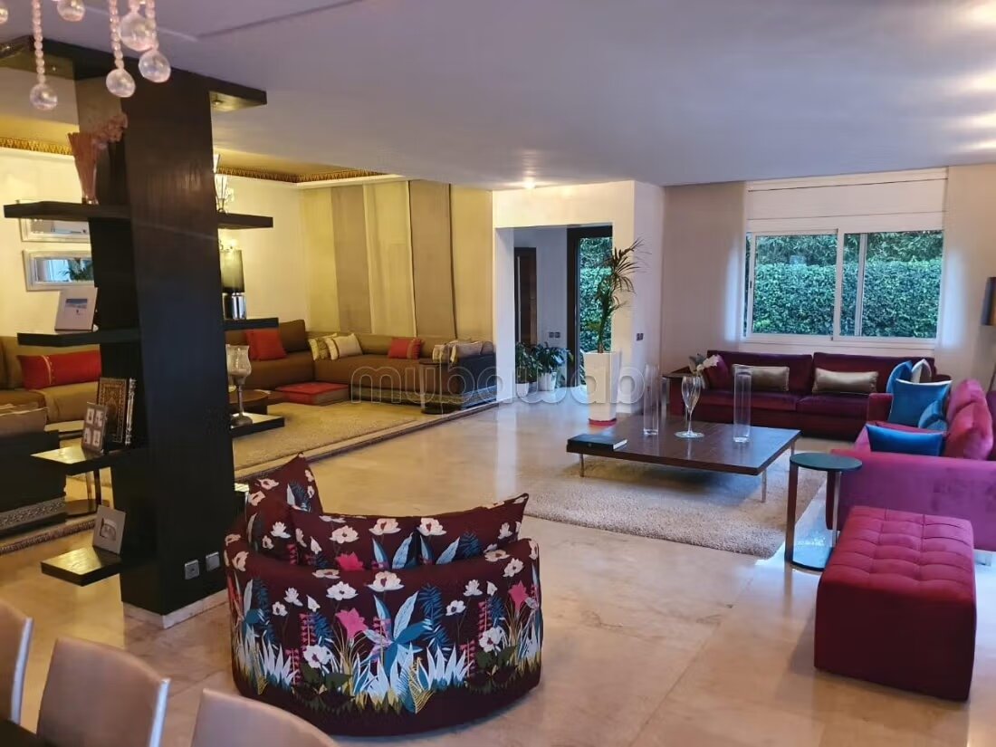 Villa 550 m² for rent in Casablanca – Oasis — Photo 4
