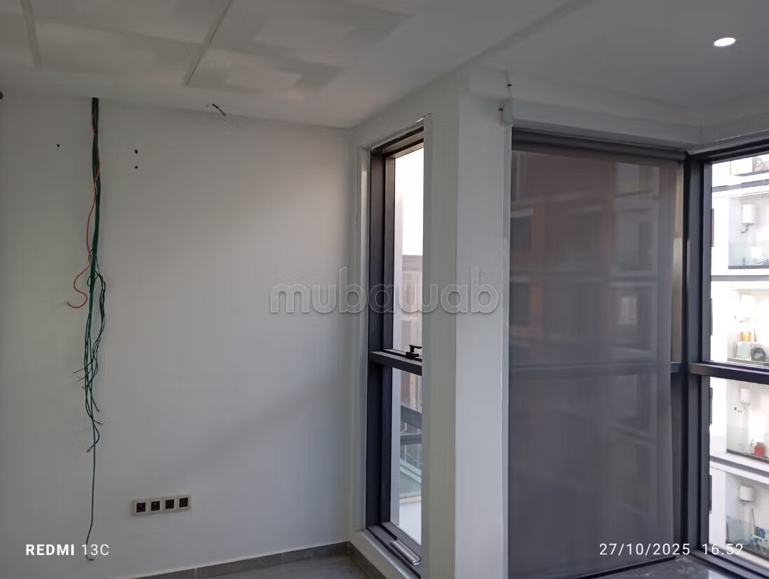 Office 45 m² for Sale in Casablanca — Photo 4