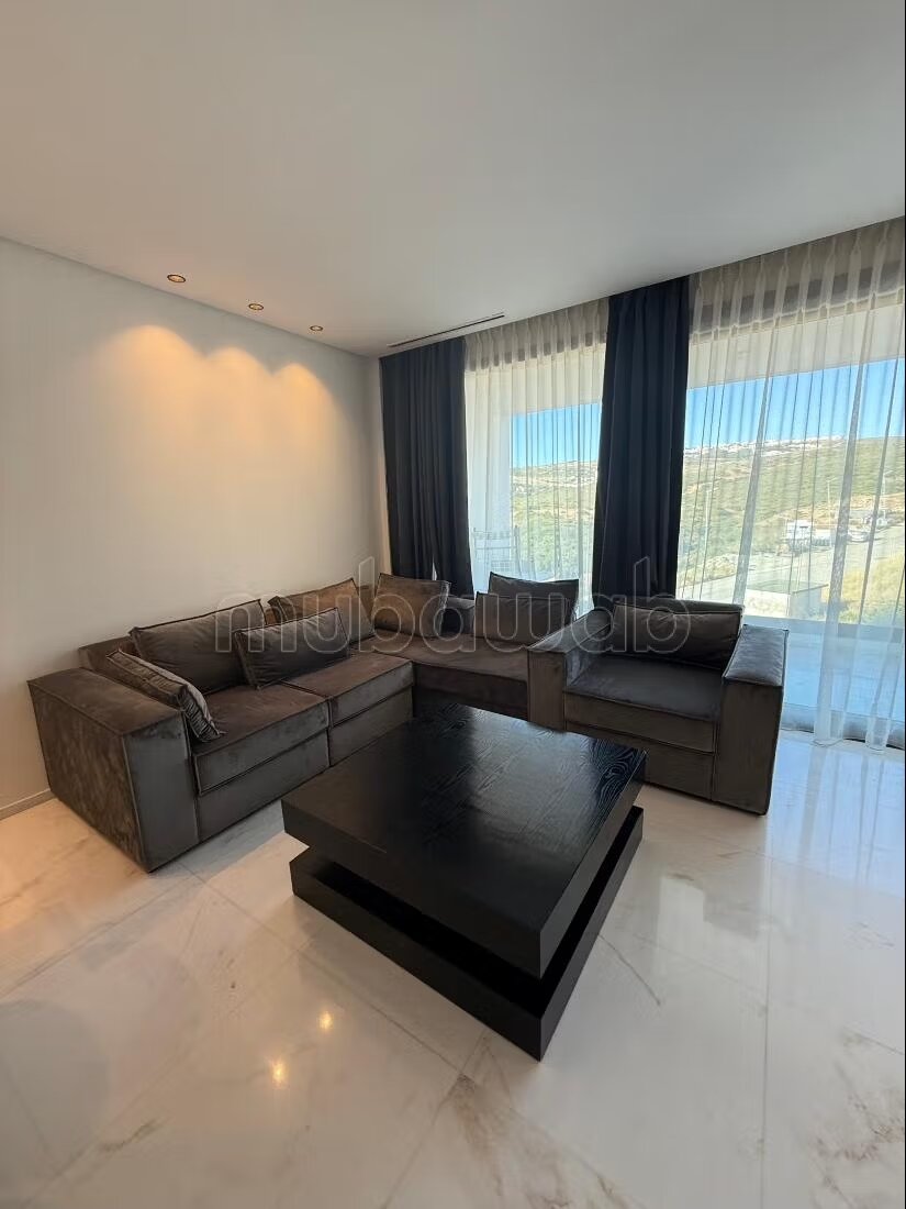 Apartment 130 m² for rent in Tanger — Photo 4