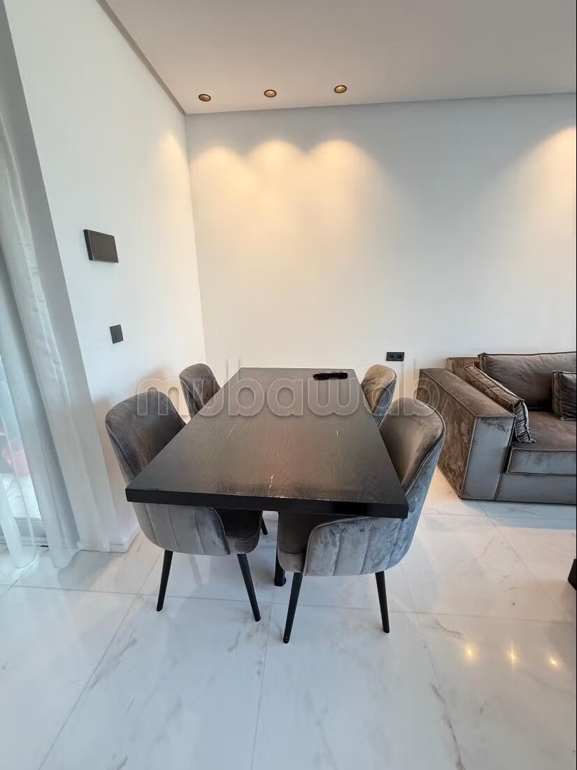 Apartment 130 m² for rent in Tanger — Photo 5