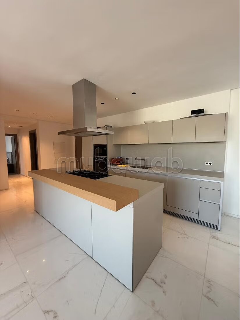 Apartment 130 m² for rent in Tanger — Photo 6