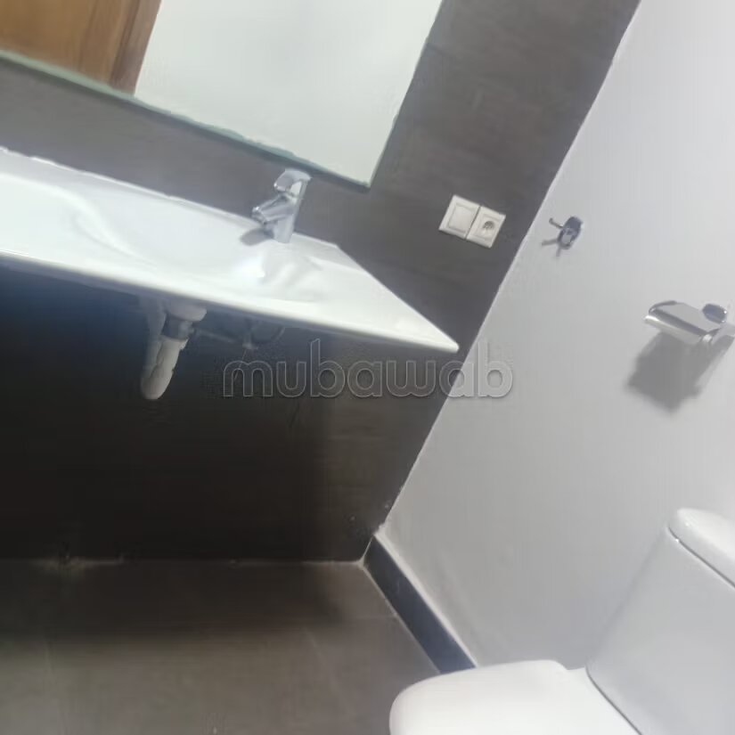 شقة 100 م² للإيجار في الدار البيضاء (ماعريف إكستينشن) — Photo 5