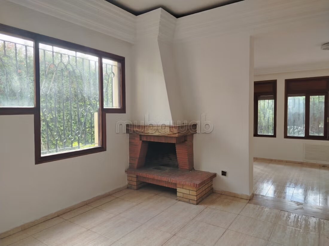 Villa 900 m² for rent in Hay Riad Rabat — Photo 11