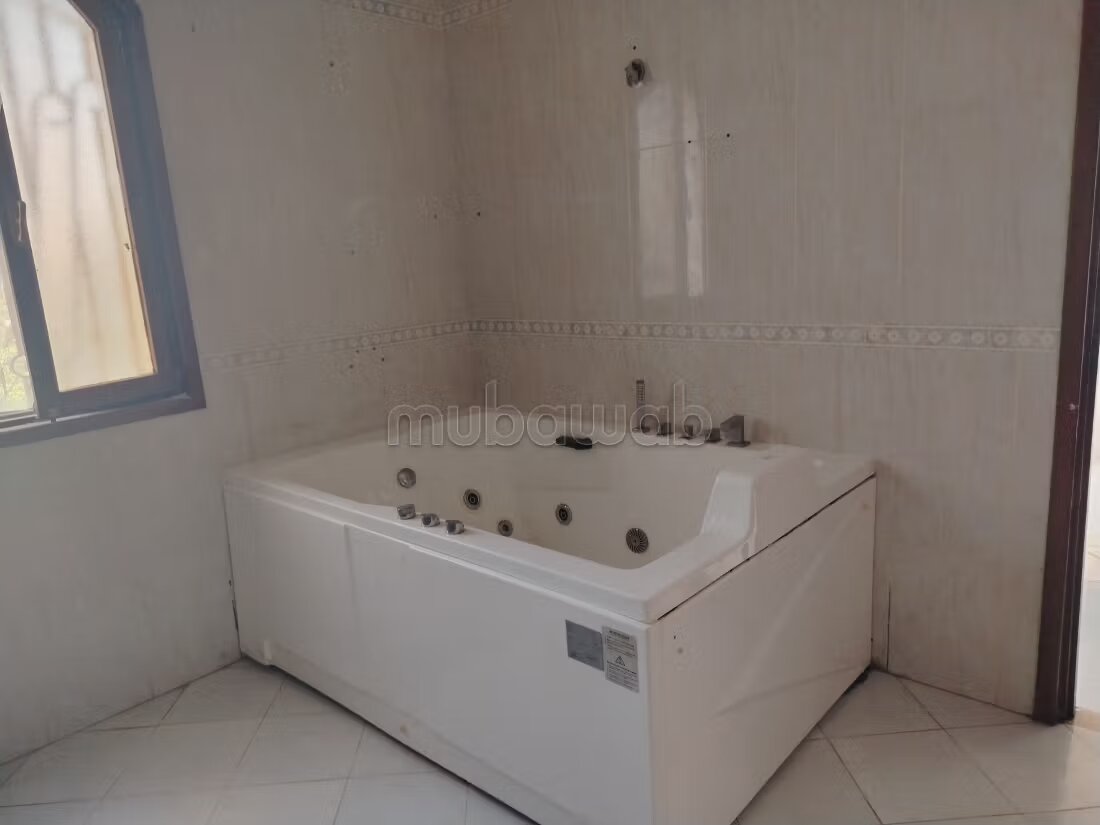 Villa 900 m² for rent in Hay Riad Rabat — Photo 17