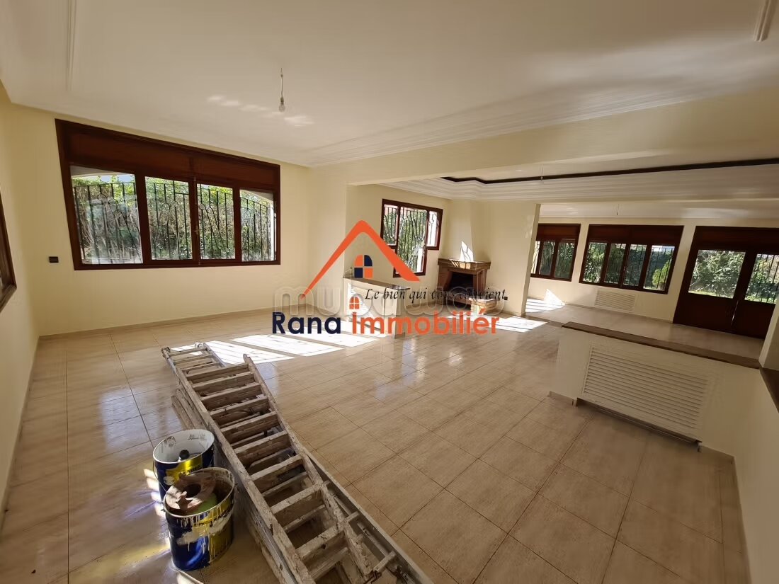 Villa 1000 m² for Rent in Rabat — Photo 11