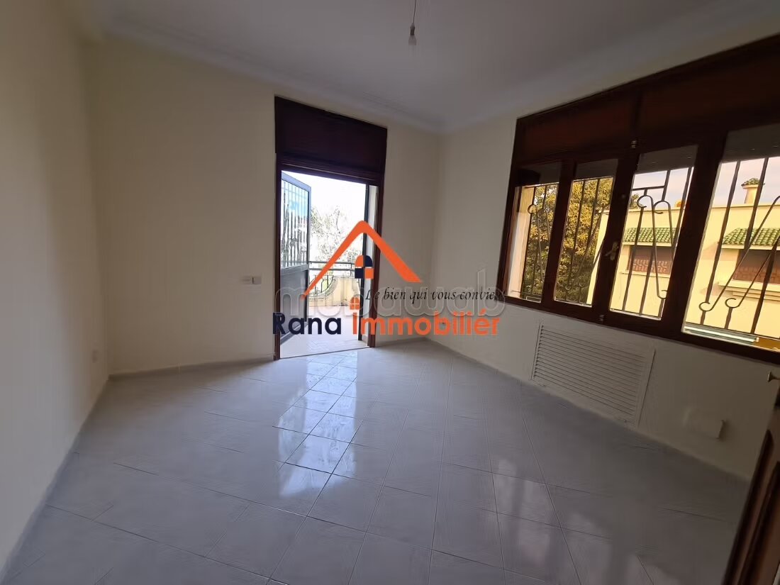 Villa 1000 m² for Rent in Rabat — Photo 19