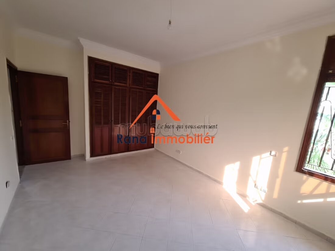 Villa 1000 m² for Rent in Rabat — Photo 23