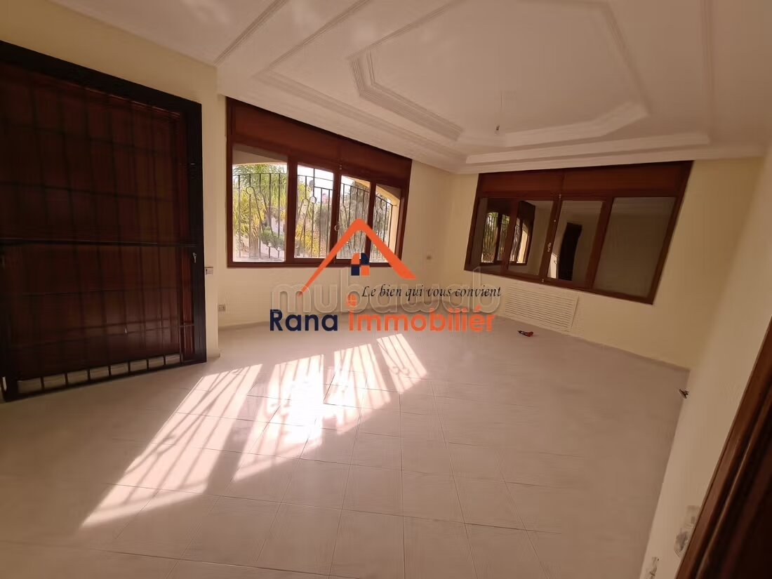 Villa 1000 m² for Rent in Rabat — Photo 24