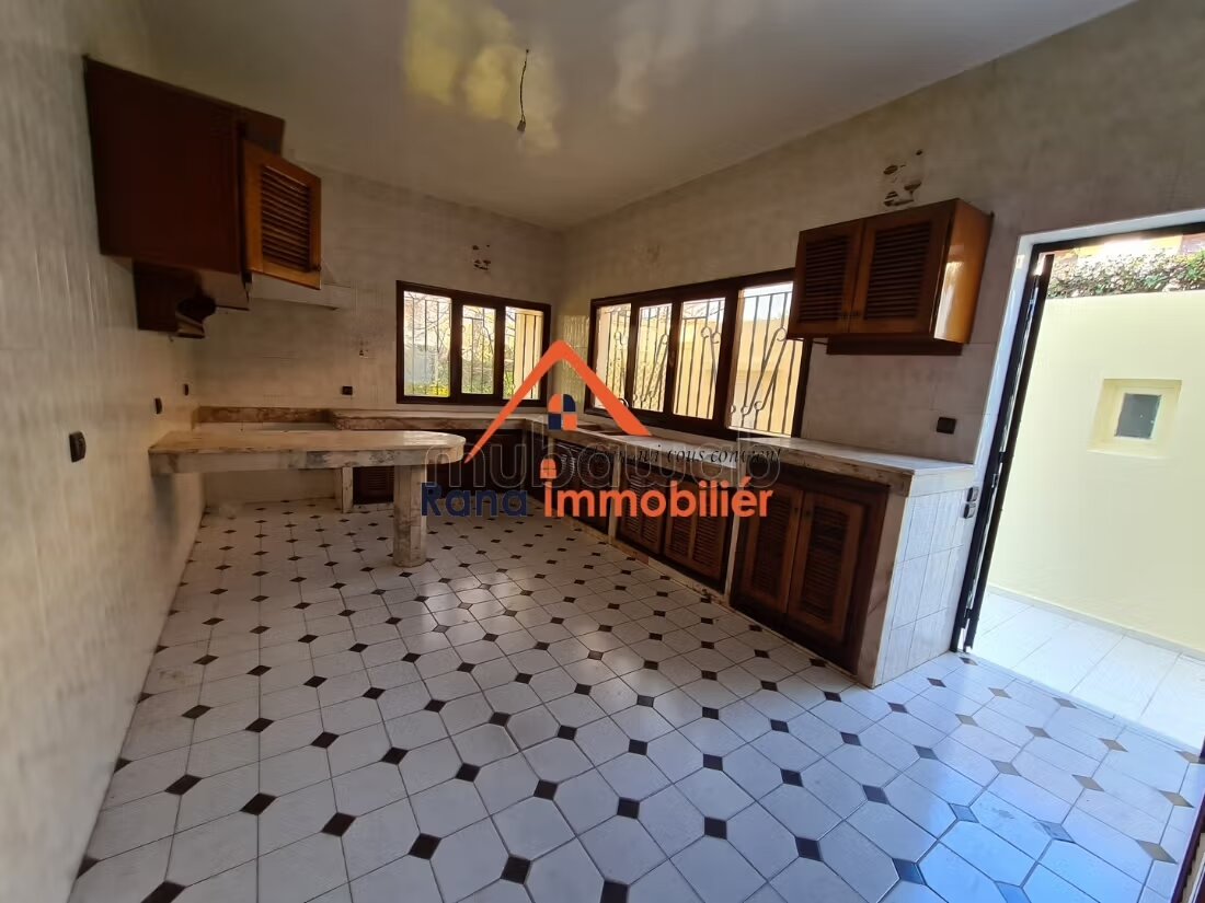 Villa 1000 m² for Rent in Rabat — Photo 29