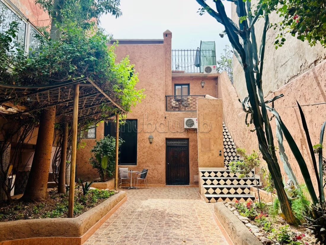 Villa 4 chambres à vendre à Marrakech – Gueliz à Marrakech