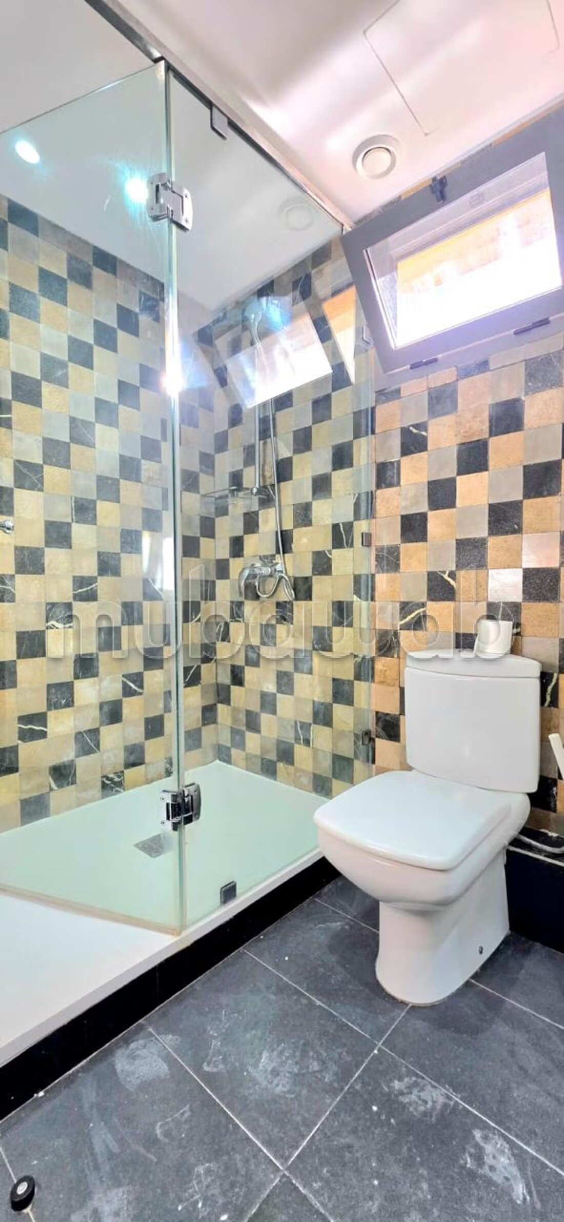 فيلا 180 م² للإيجار في الدار البيضاء — Photo 16