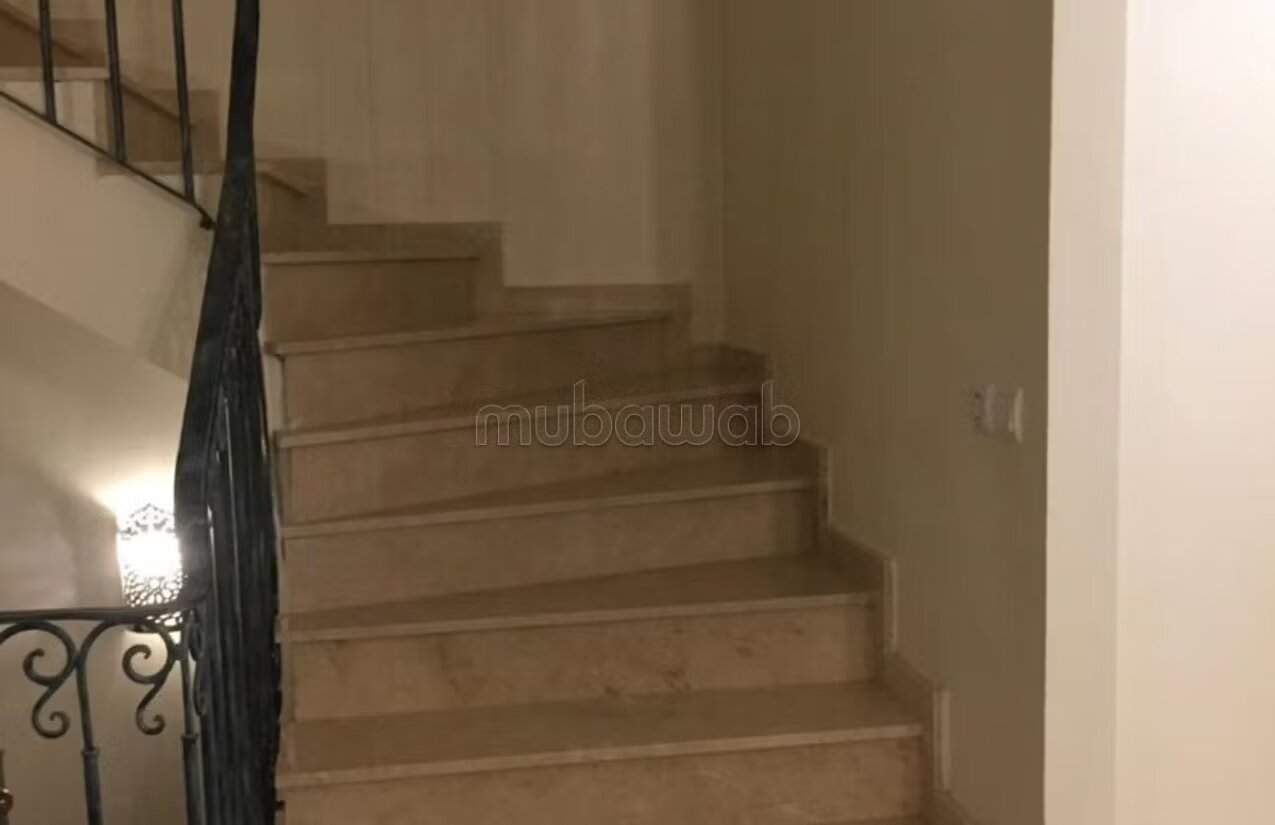 فيلا 5 غرف للإيجار في طنجة (بوبانا جولف) — Photo 9