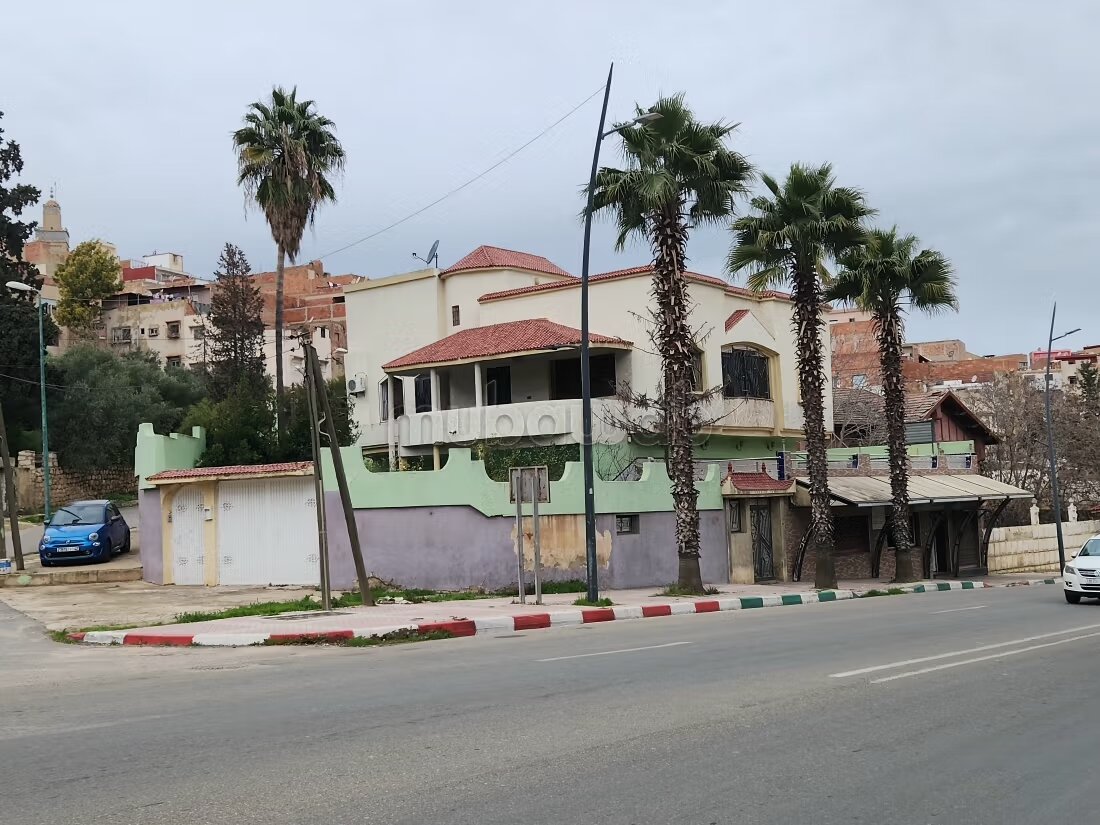 Villa 600 m² à vendre à Meknès à Meknès