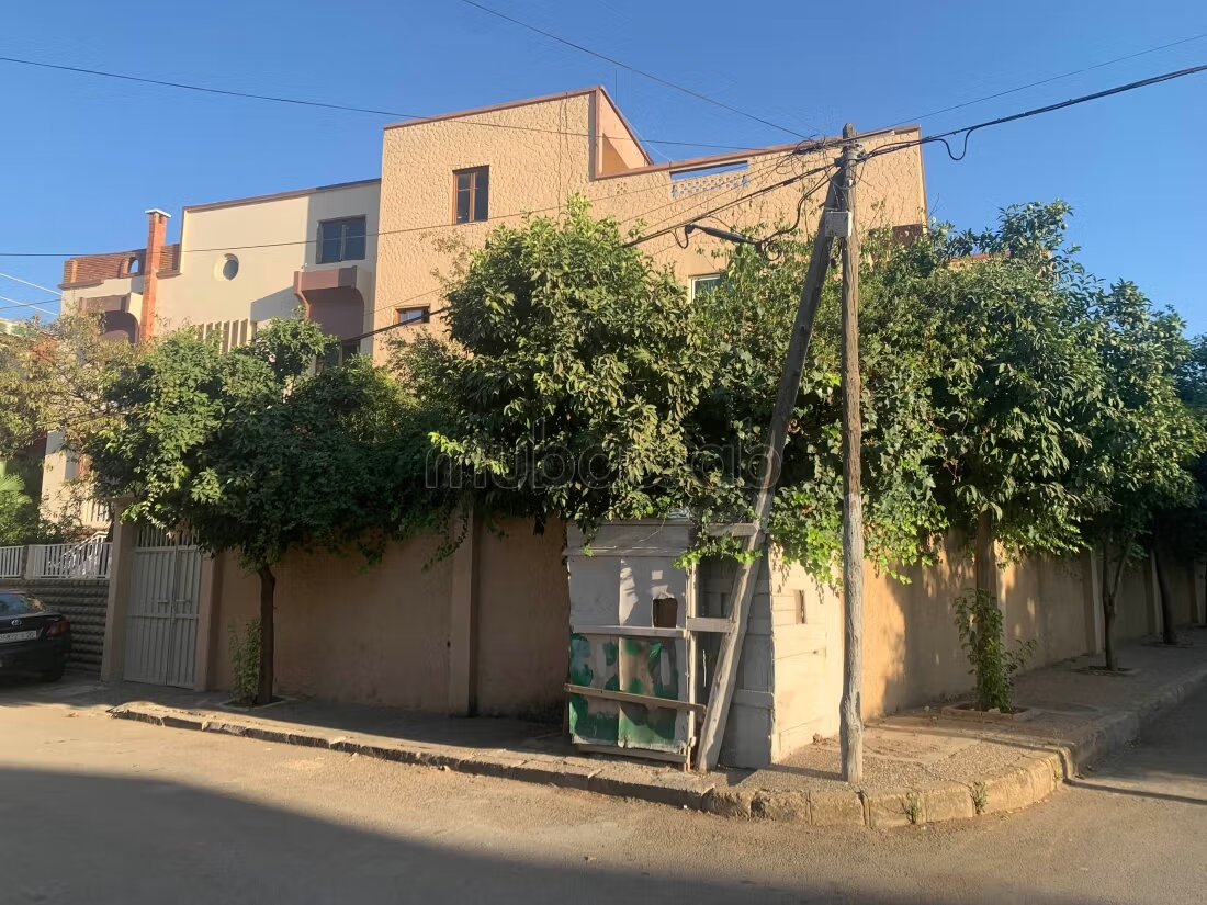 Villa à vendre à Meknès avec 3 chambres — Photo 259