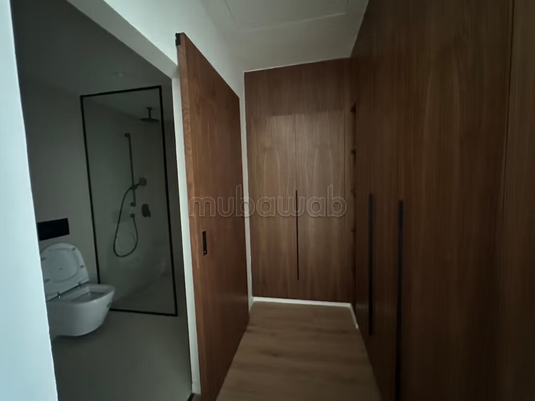 Apartment 160 m² for rent in Rabat – Souissi — Photo 4