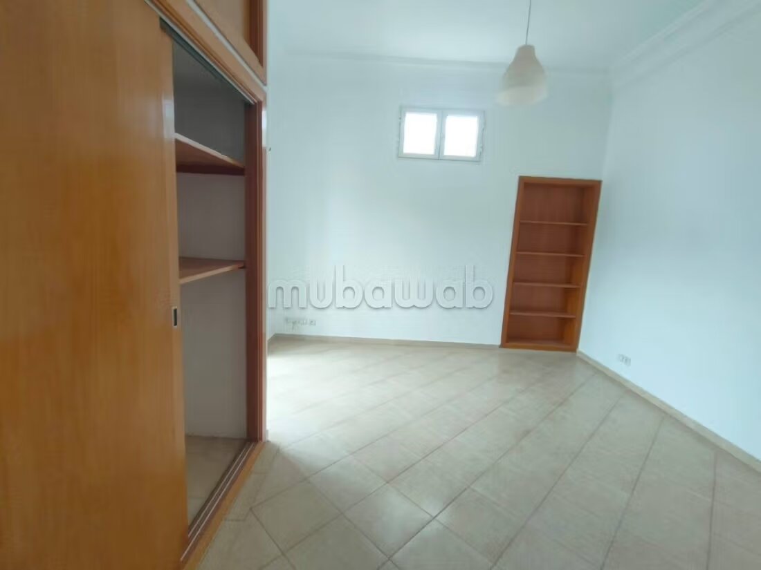 Villa 84 m² à louer à Casablanca — Photo 10