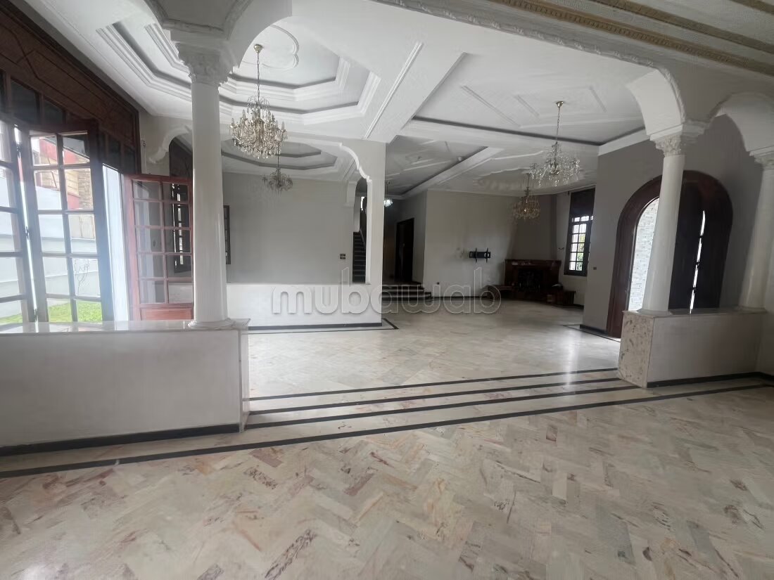 600 m² Villa for Rent in Casablanca (Laymoune) — Photo 4