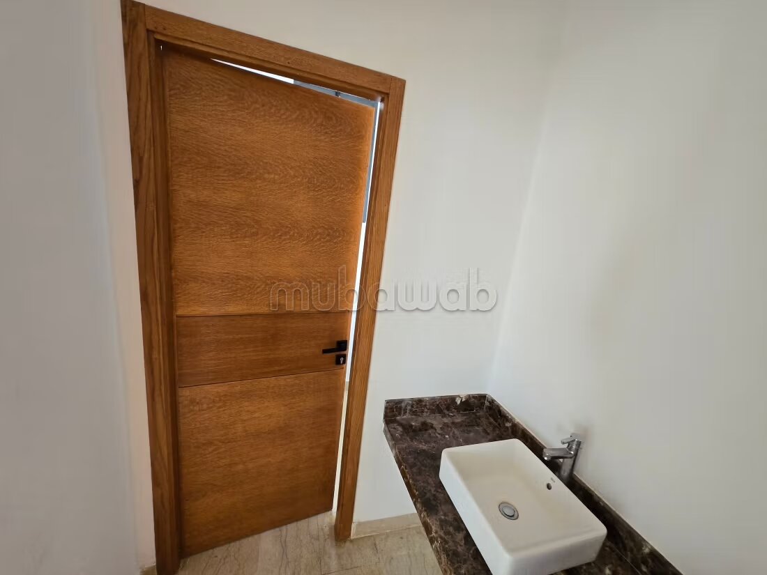 Villa de luxe à vendre à Dar Bouazza. 4 chambres agréables — Photo 13