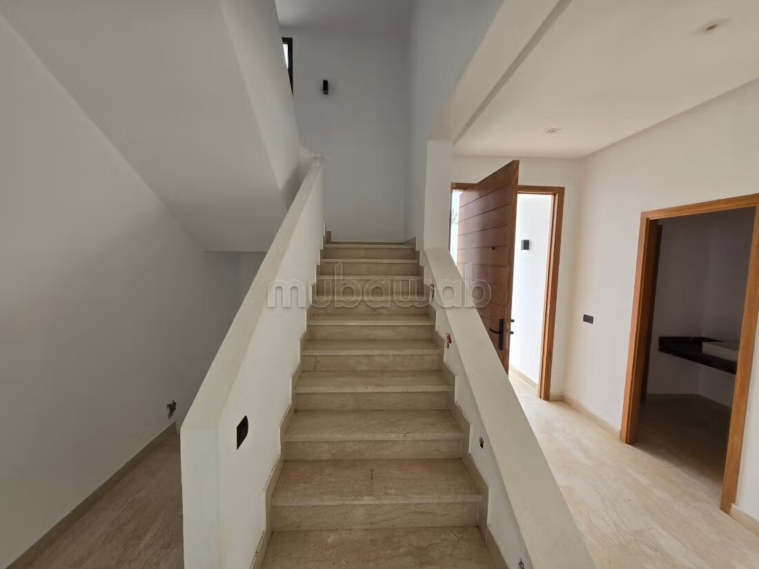 Villa de luxe à vendre à Dar Bouazza. 4 chambres agréables — Photo 15
