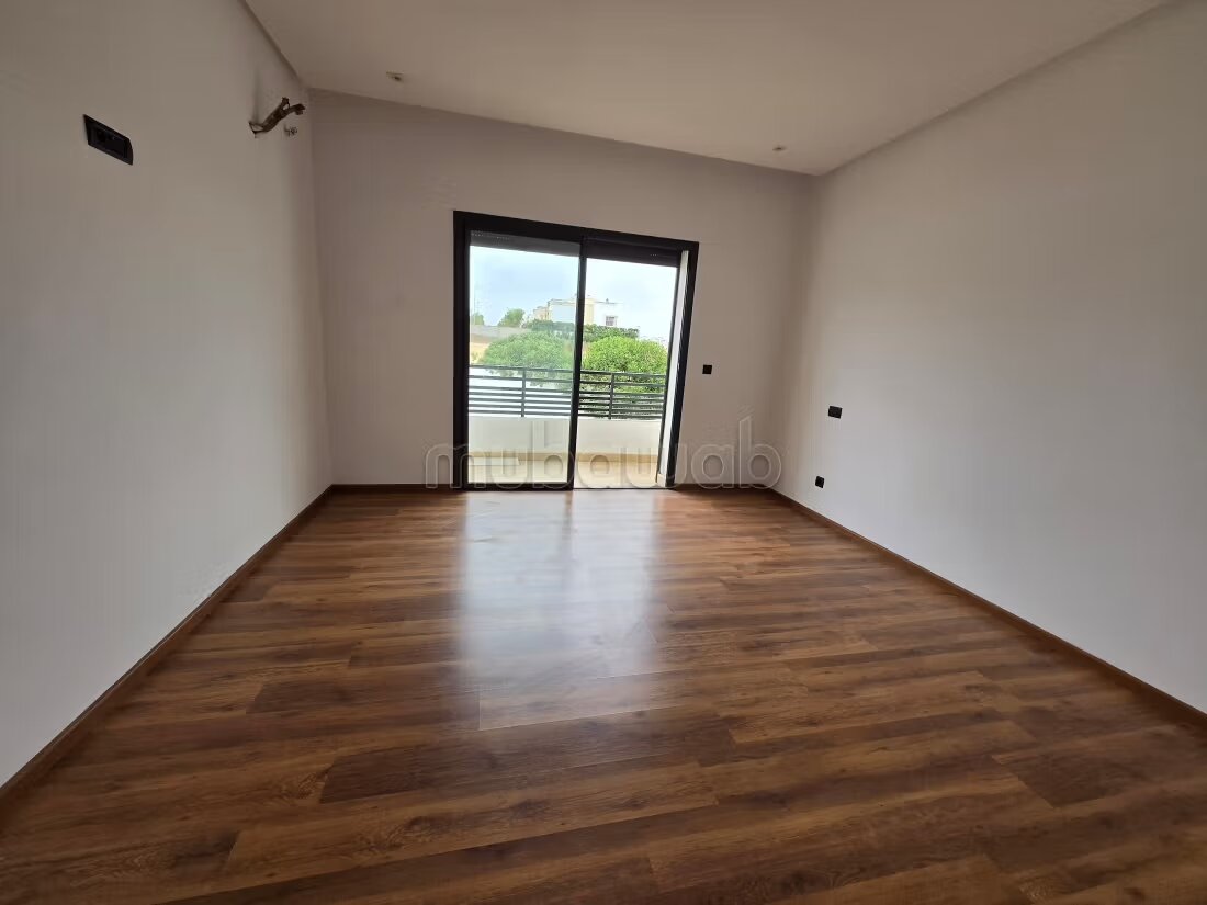 Villa de luxe à vendre à Dar Bouazza. 4 chambres agréables — Photo 18