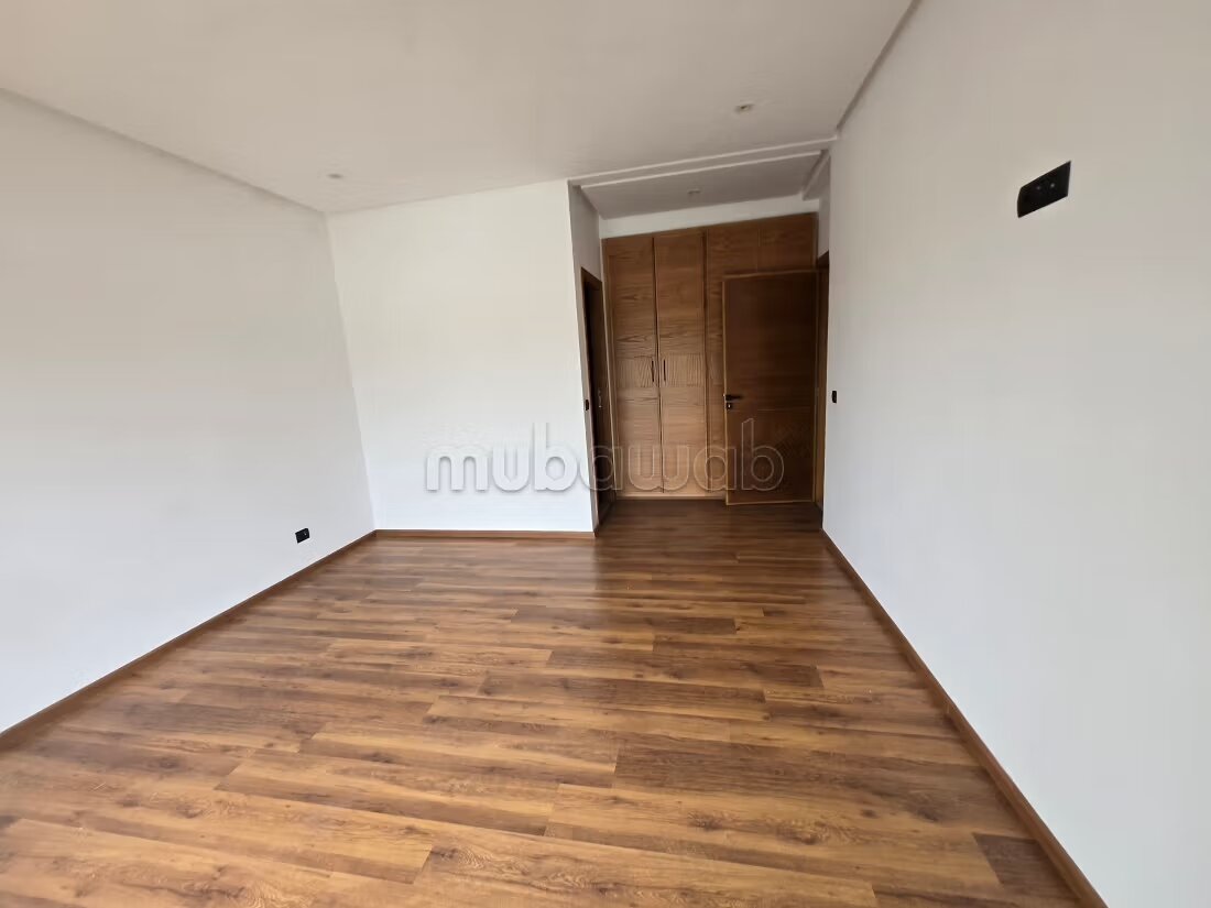 Villa de luxe à vendre à Dar Bouazza. 4 chambres agréables — Photo 22