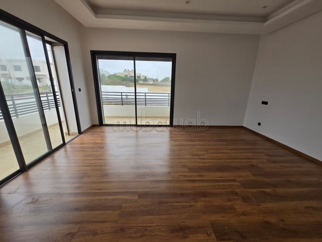 Villa de luxe à vendre à Dar Bouazza. 4 chambres agréables — Photo 24