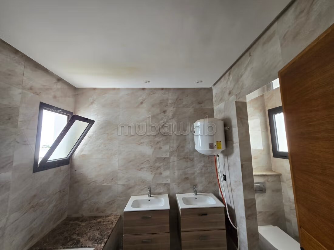 Villa de luxe à vendre à Dar Bouazza. 4 chambres agréables — Photo 25