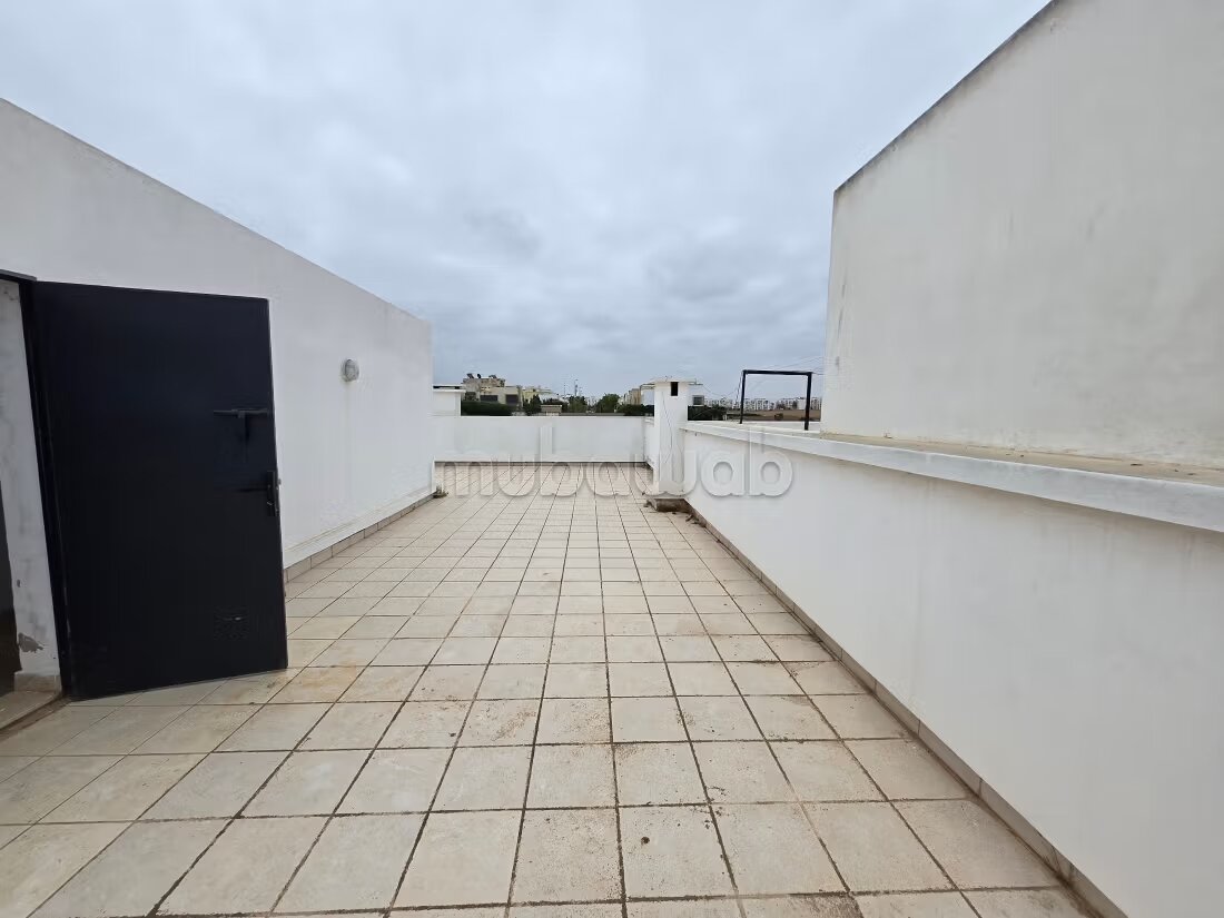 Villa de luxe à vendre à Dar Bouazza. 4 chambres agréables — Photo 29