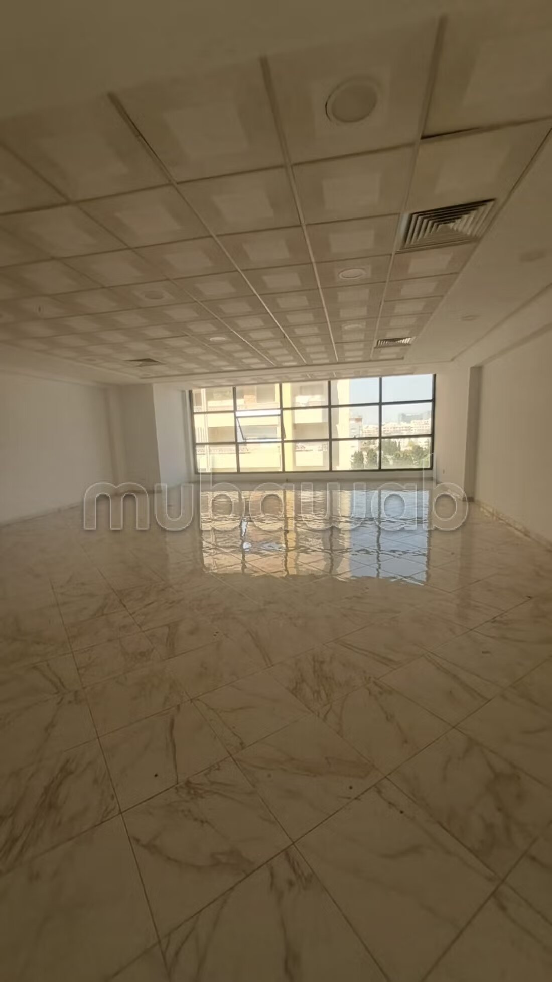 Office 76 sqm for rent in Tangier — Photo 2
