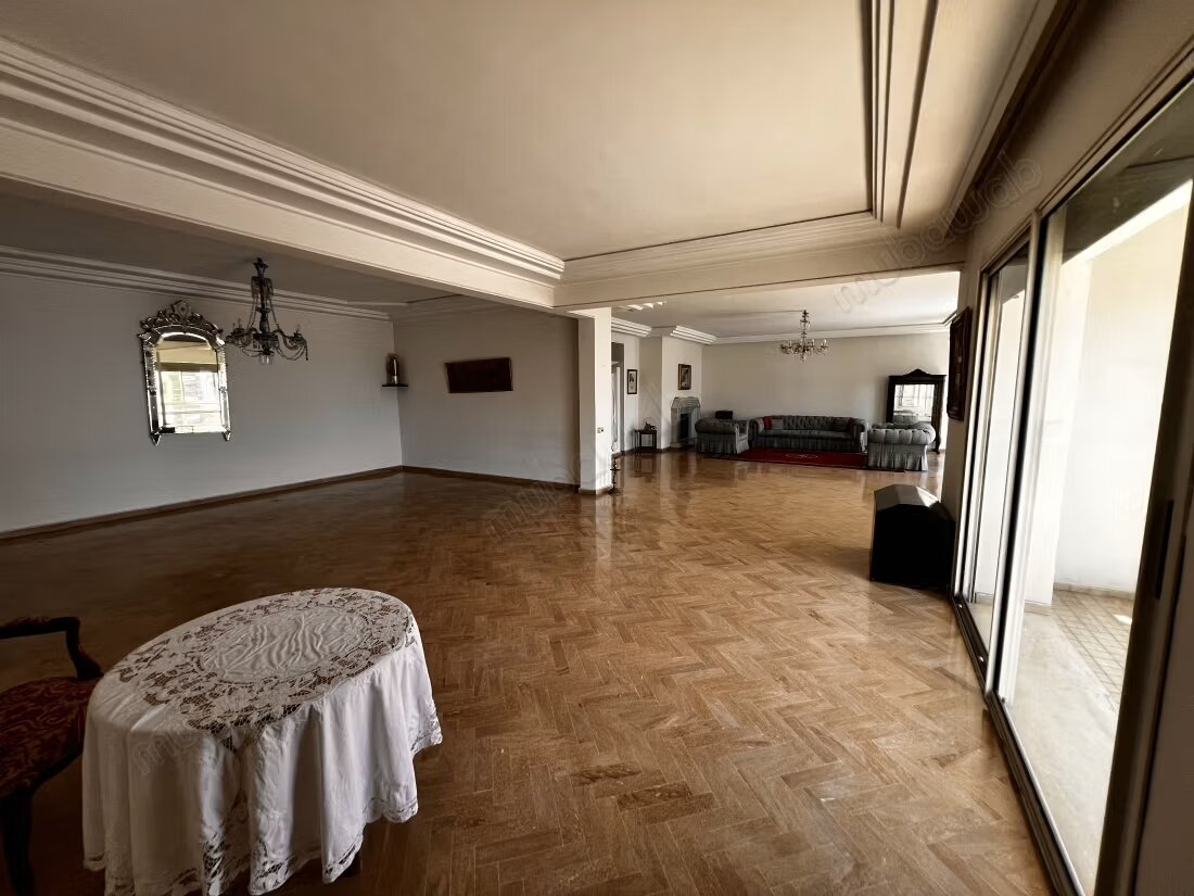 Apartment 240 m² for sale in Casablanca — Photo 3