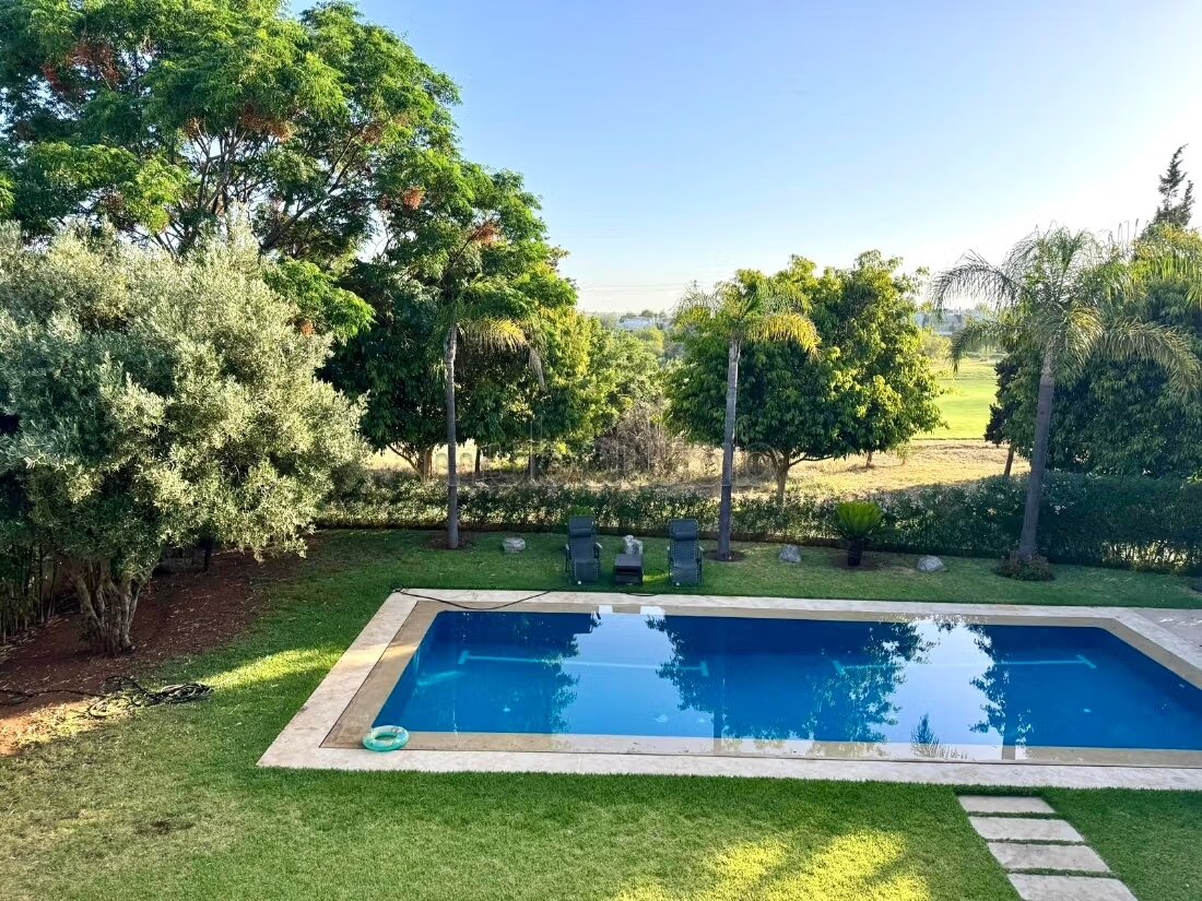 Villa 450 m² à louer à Casablanca — Photo 5