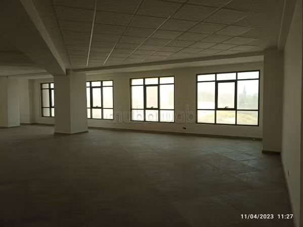 Office 439 m² for rent in Casablanca — Photo 4