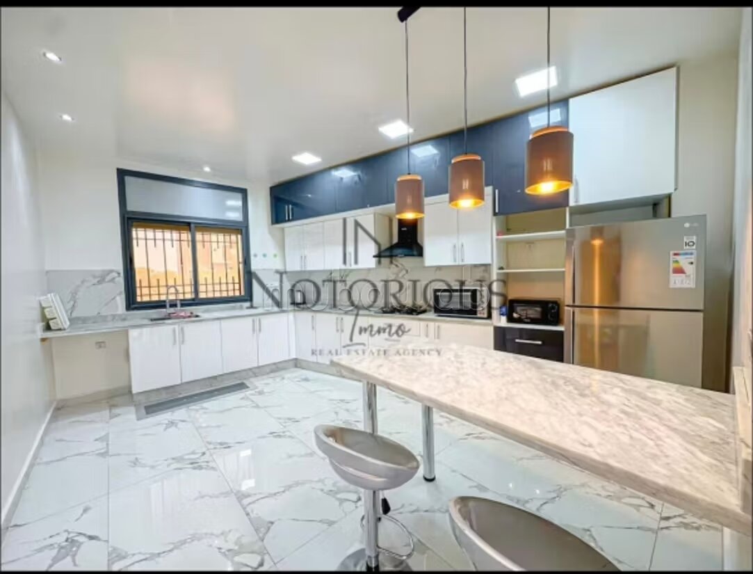 Villa 243 m² à vendre à Marrakech — Photo 4
