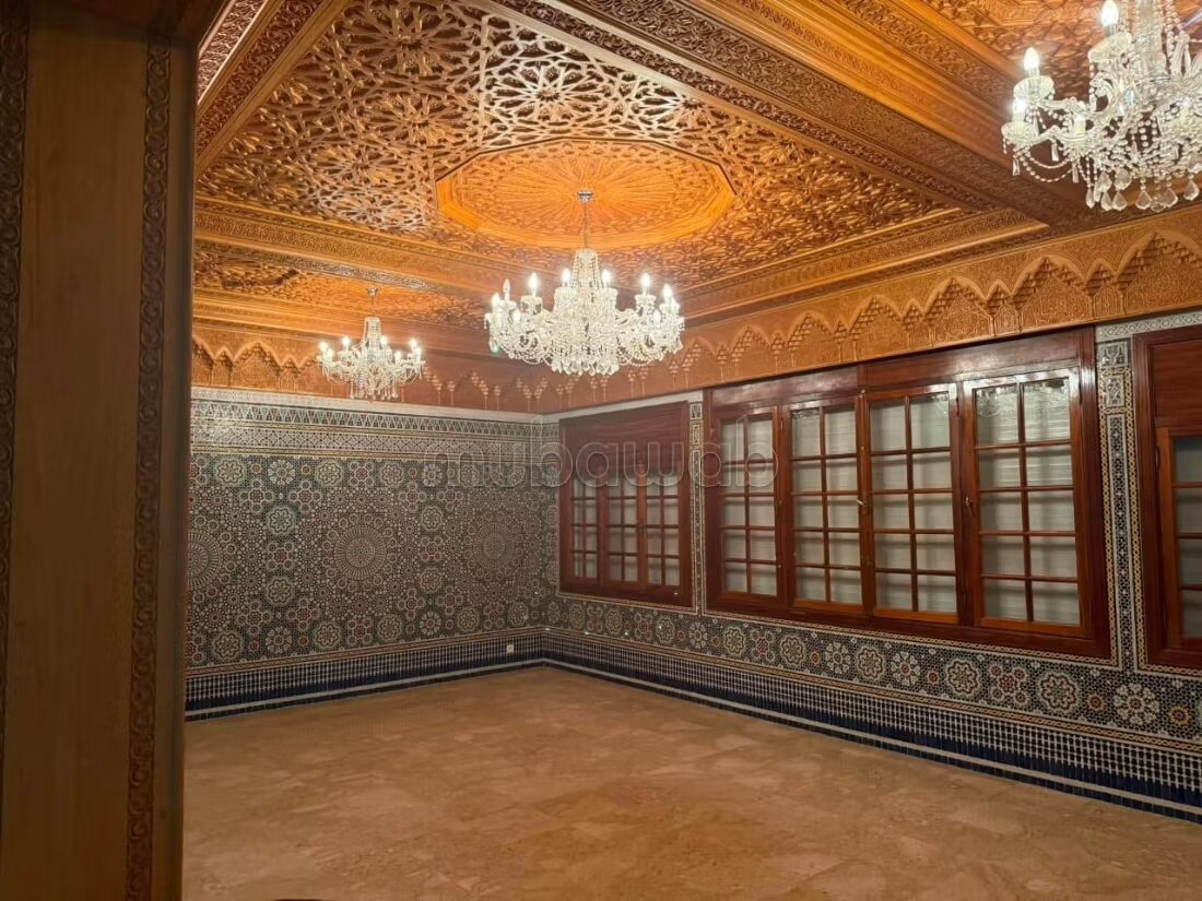 فيلا 2000 متر مربع للإيجار في الرباط (سويّس) — Photo 6