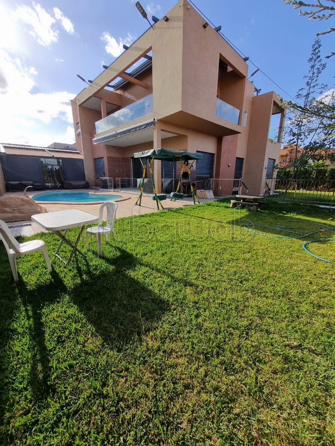 Villa 800 m² à vendre à Marrakech – Quartier Agdal à Marrakech