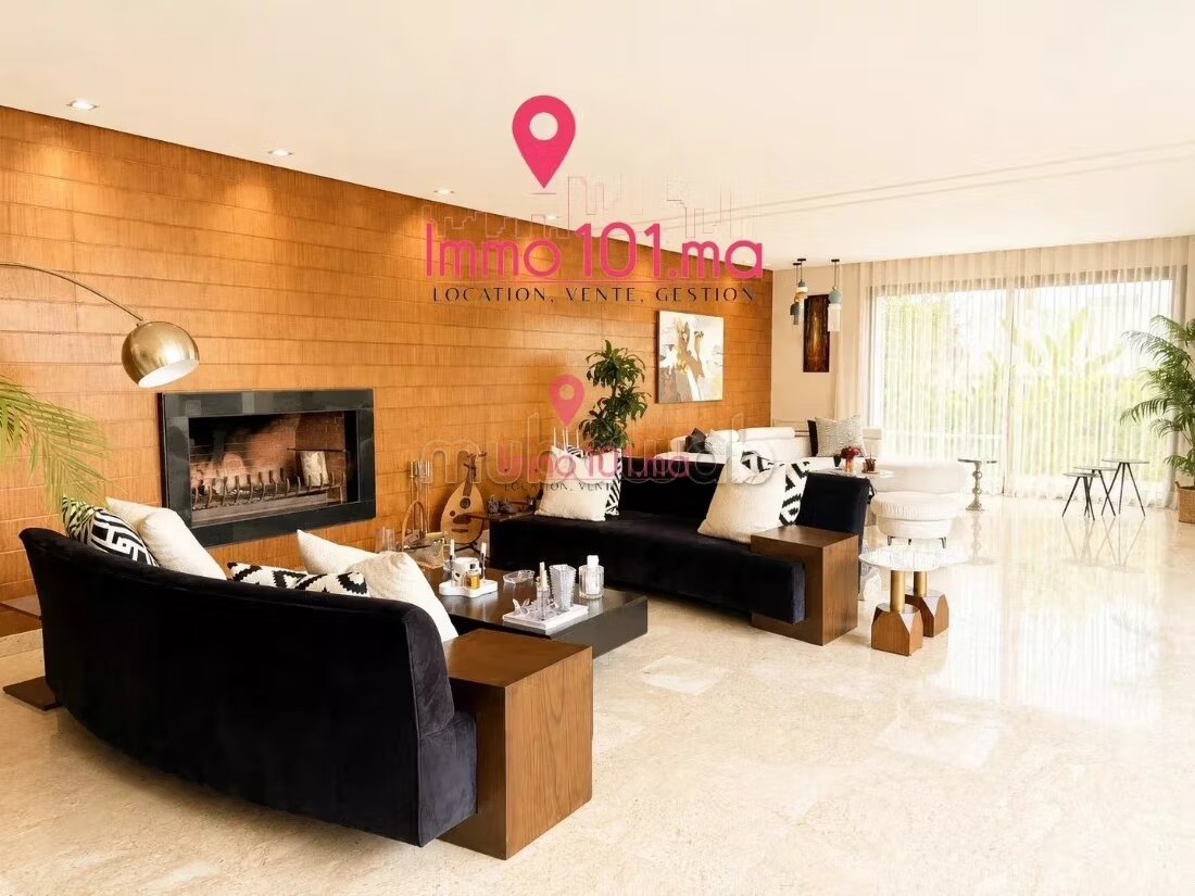 Villa 500 m² à vendre à El Menzeh — Photo 4