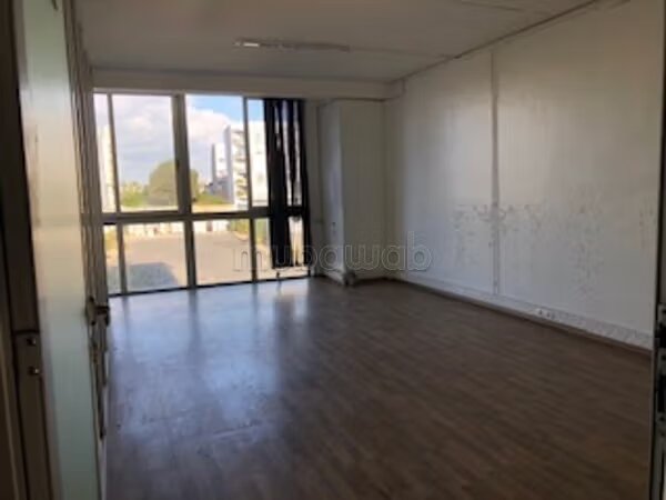 Office 359 m² for Sale in Casablanca — Photo 4