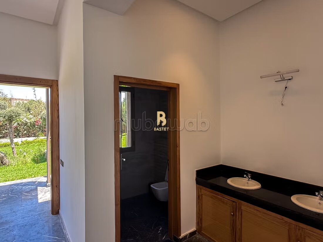 4‑Bedroom Villa for Sale in Marrakech — Photo 19