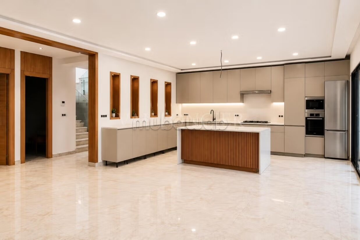 Villa 500 m² for Sale in Casablanca (Dar Bouazza) — Photo 6