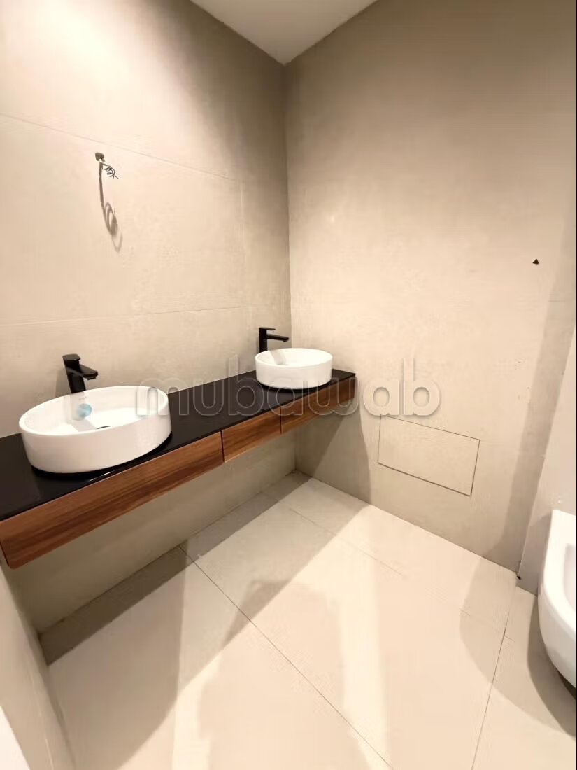 Apartment 97 m² for rent in Rabat — Photo 5
